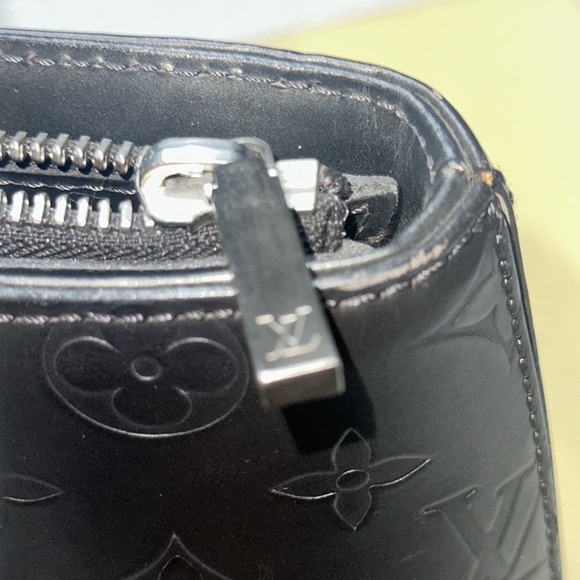 Louis Vuitton Monogram Mat Stockton in Pewter - Picture 14 of 16